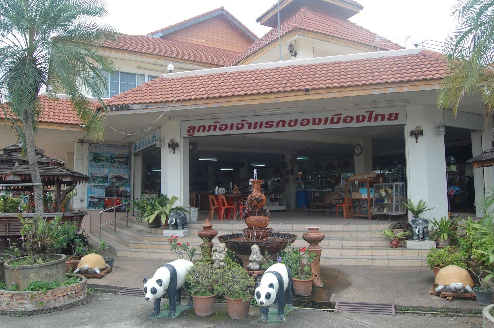 Saengthong Resort Chiangmai Chiang Mai Exterior photo